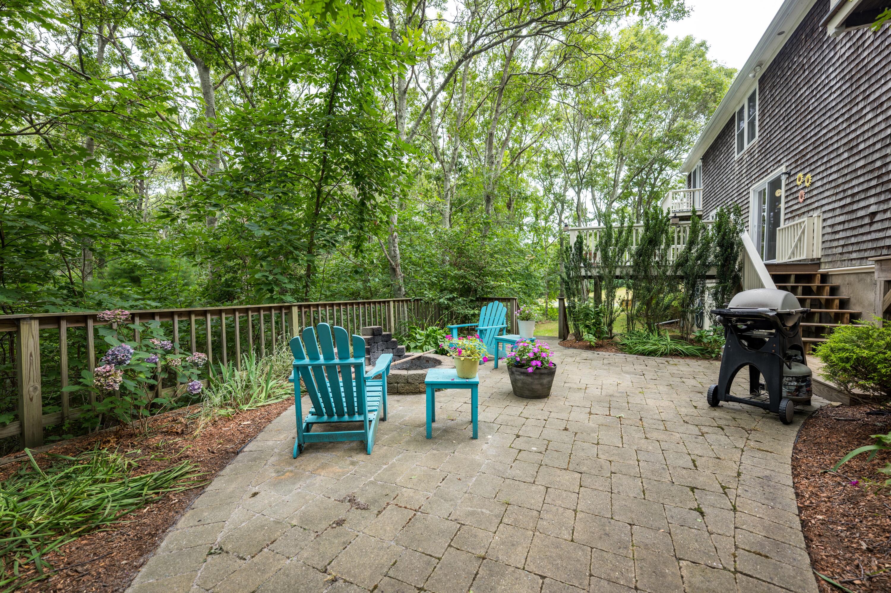 289 Quaker Meetinghouse Road Sandwich MA 02563