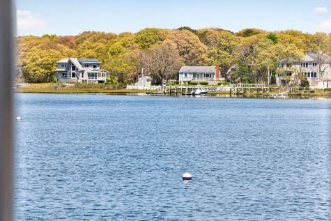 11 Clamshell Lane Mashpee MA 02649