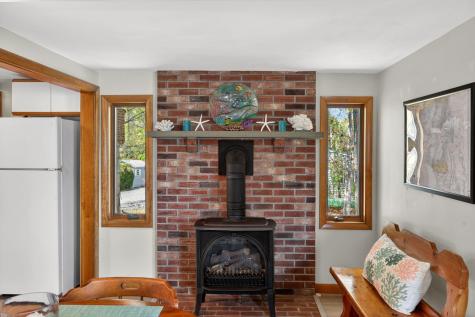 11 Clamshell Lane Mashpee MA 02649
