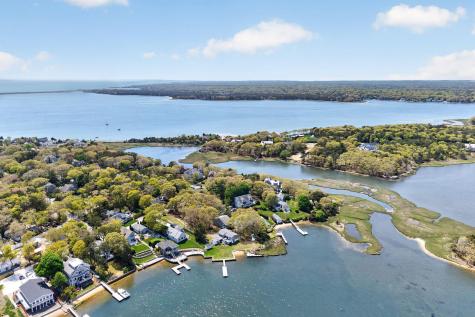 11 Clamshell Lane Mashpee MA 02649