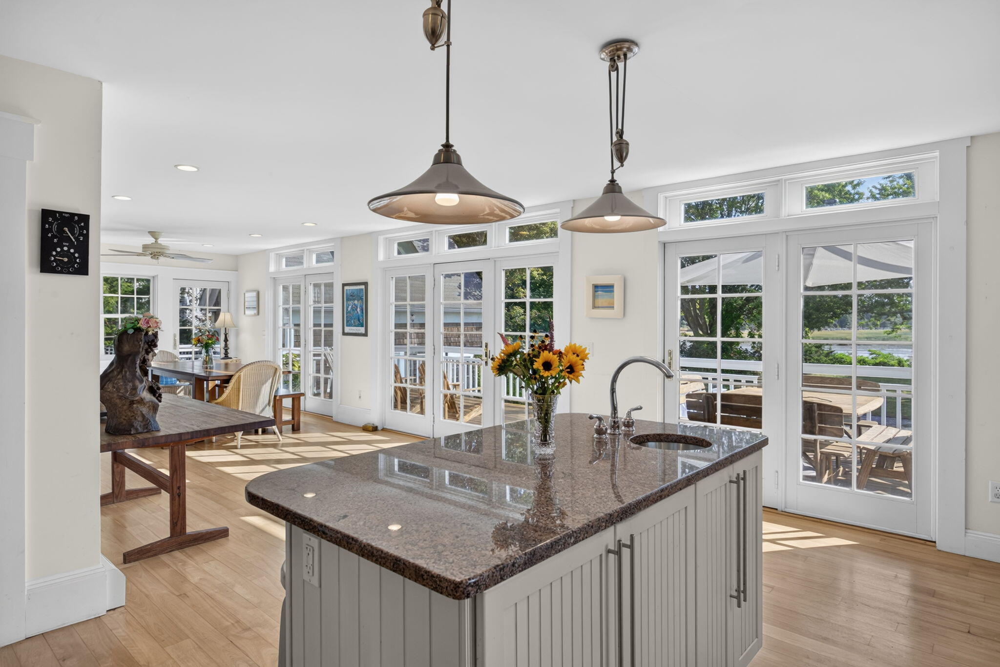 161 Commercial Street Wellfleet MA 02667