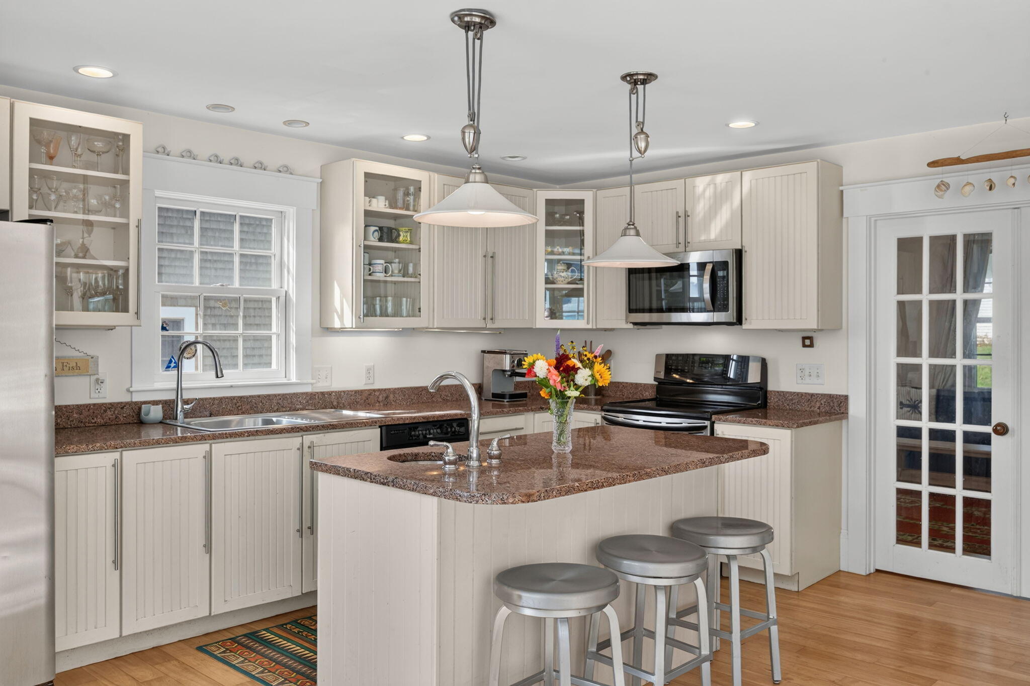161 Commercial Street Wellfleet MA 02667