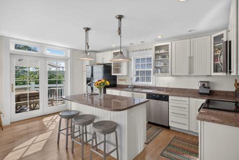 161 Commercial Street Wellfleet MA 02667