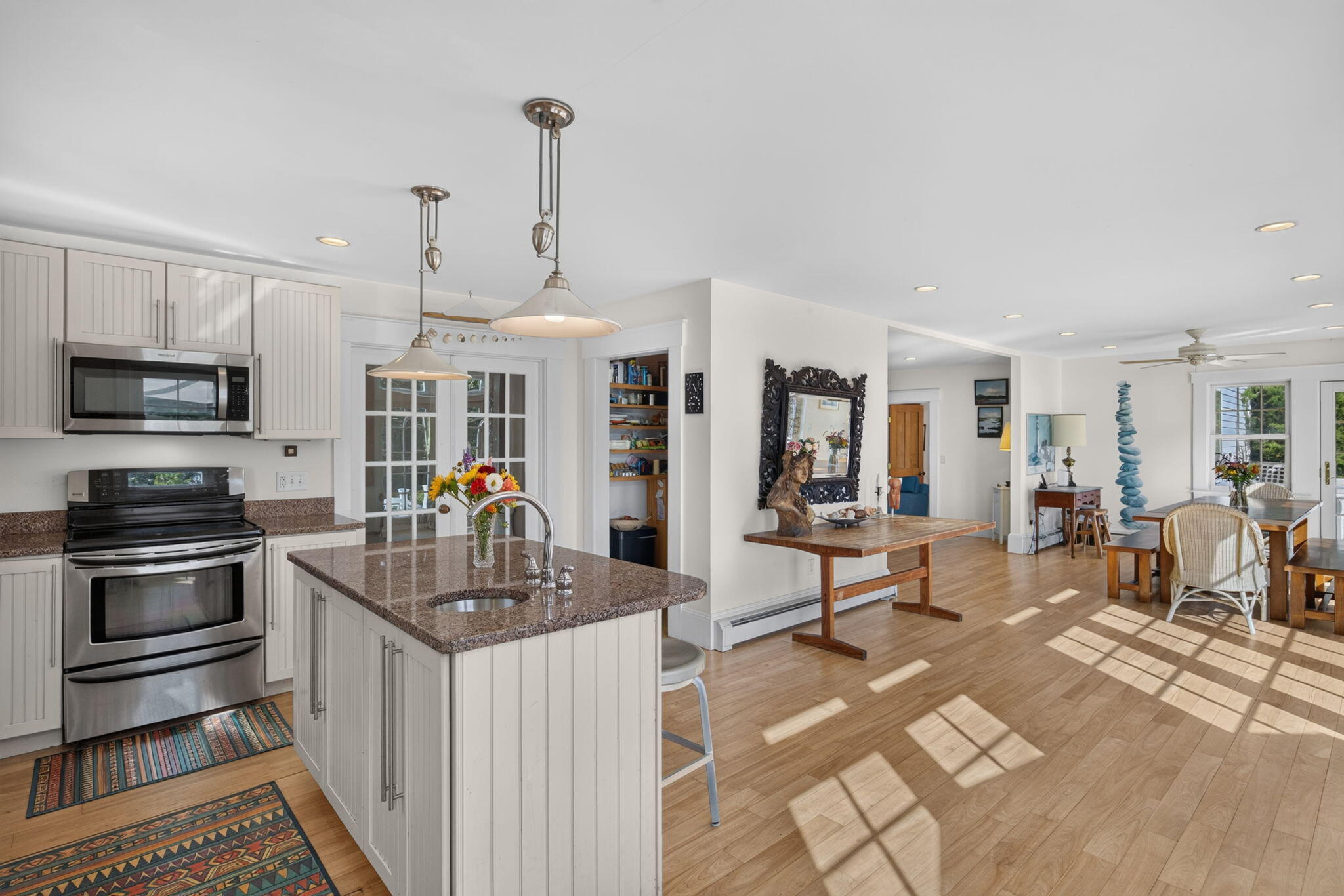 161 Commercial Street Wellfleet MA 02667