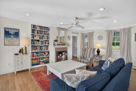 161 Commercial Street Wellfleet MA 02667
