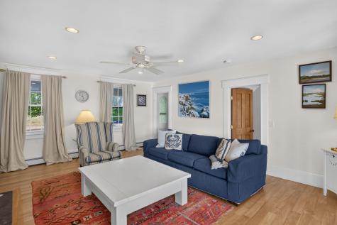 161 Commercial Street Wellfleet MA 02667