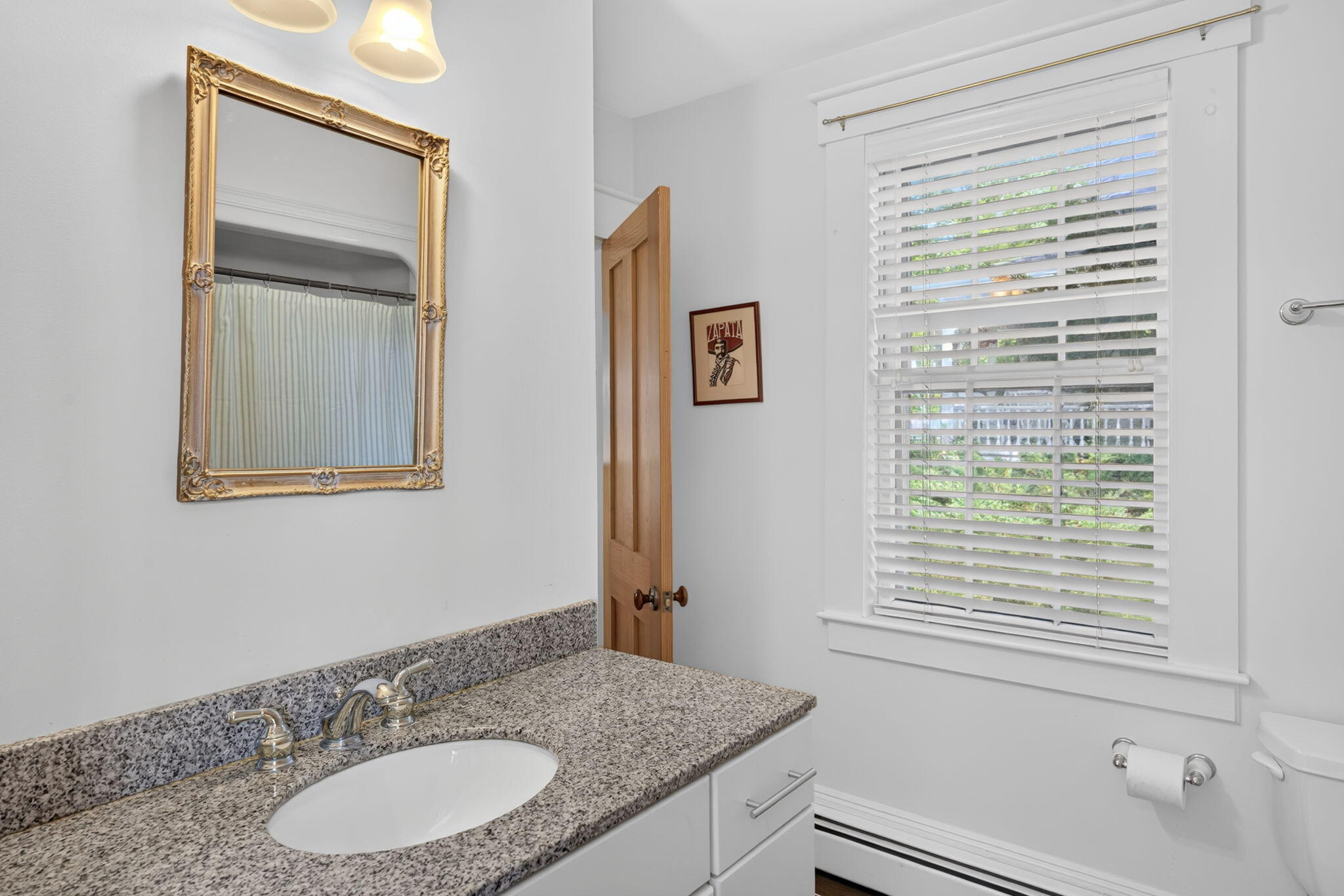 161 Commercial Street Wellfleet MA 02667
