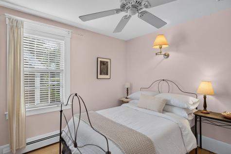 161 Commercial Street Wellfleet MA 02667