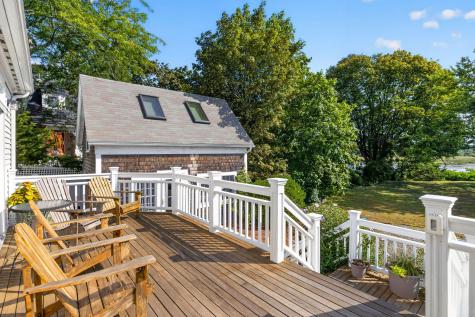 161 Commercial Street Wellfleet MA 02667