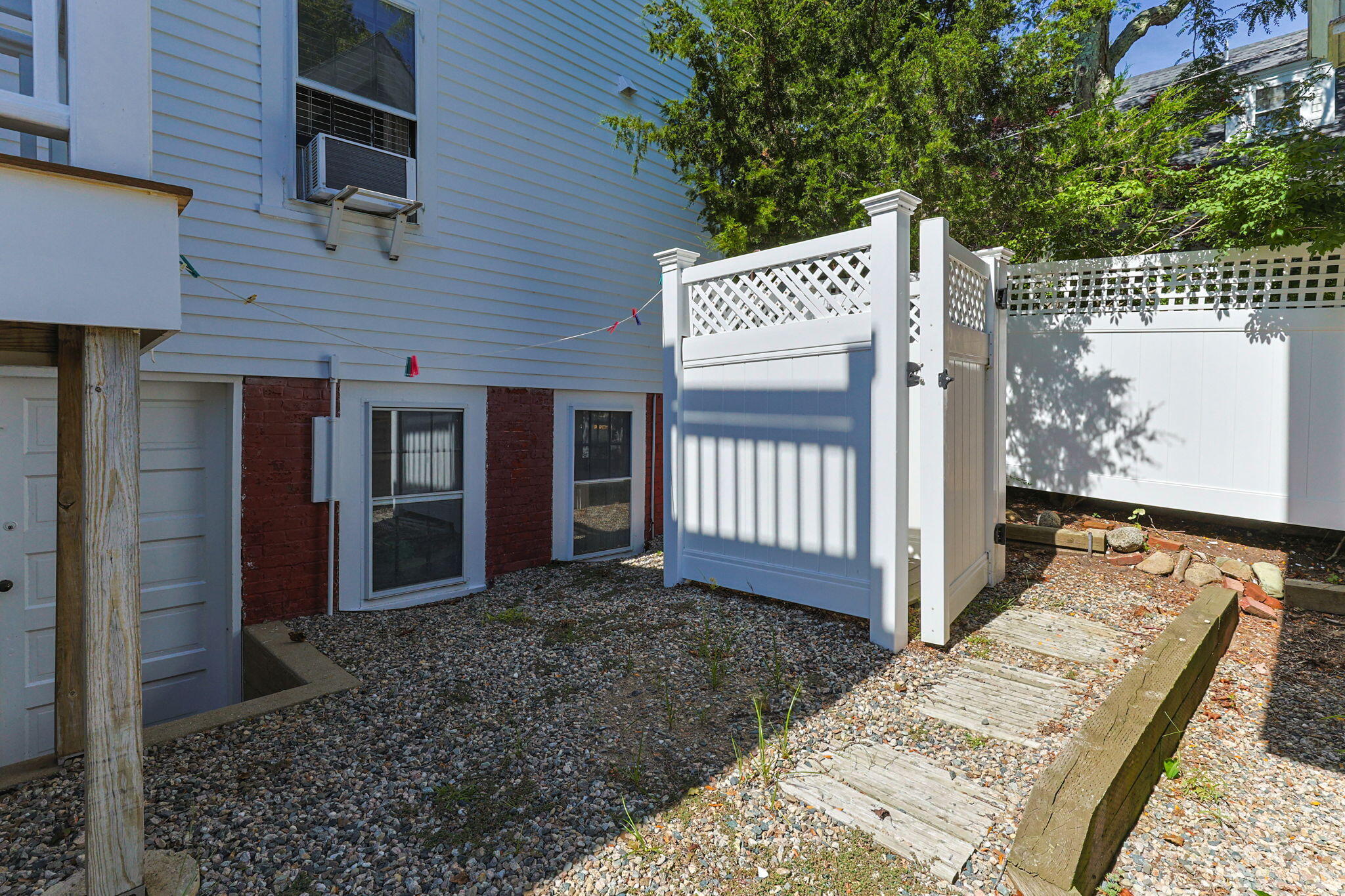 161 Commercial Street Wellfleet MA 02667