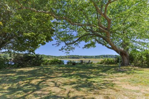 161 Commercial Street Wellfleet MA 02667