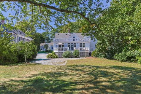 161 Commercial Street Wellfleet MA 02667