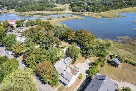 161 Commercial Street Wellfleet MA 02667
