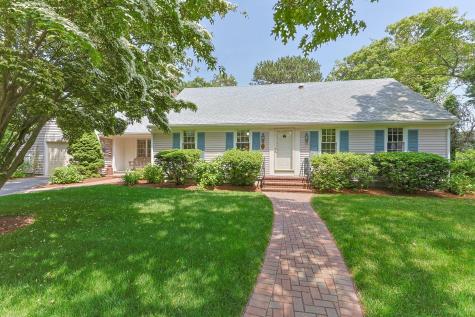 21 Gramps Way Chatham MA 02659
