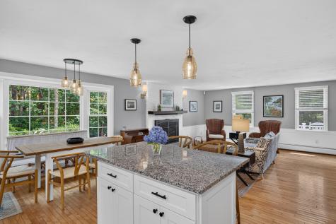 25 Marthas Lane MA 02645