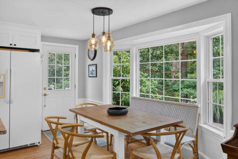 25 Marthas Lane MA 02645