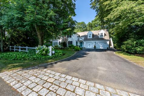 15 Long Pond Circle Centerville MA 02632