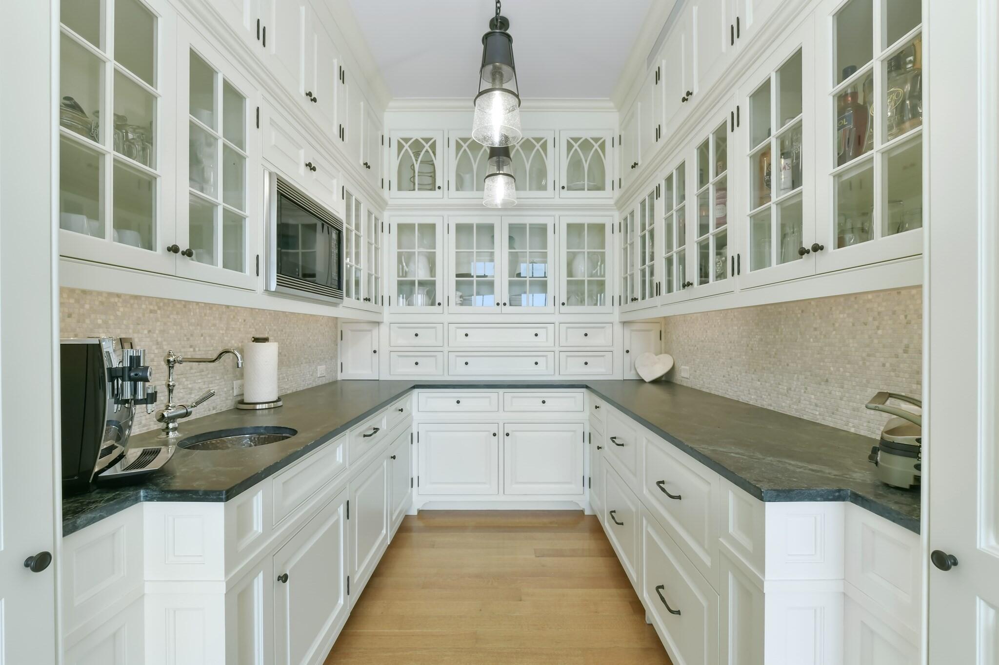 5 Bare Cove Lane Hingham MA 02043