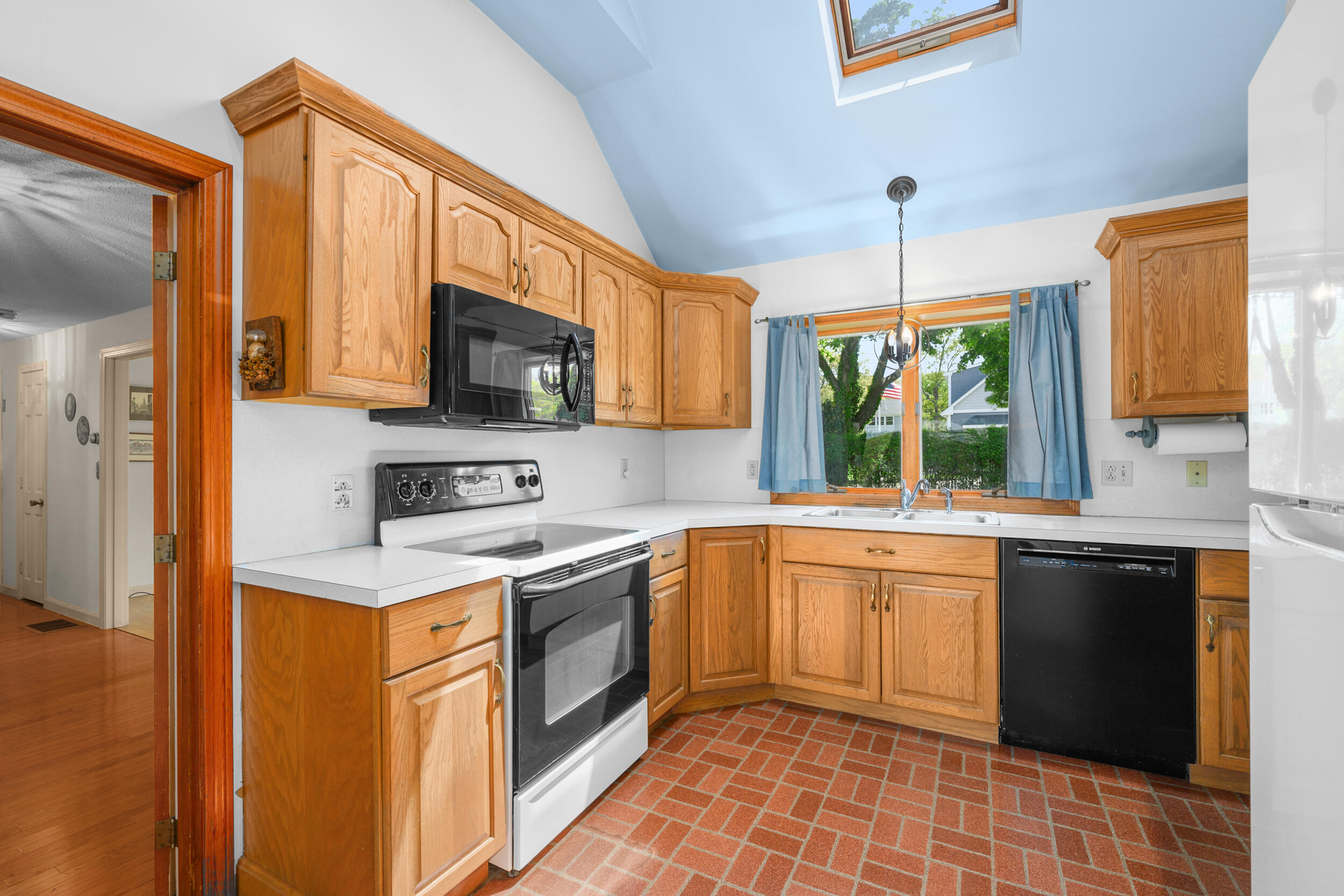 56 English Street Falmouth MA 02536