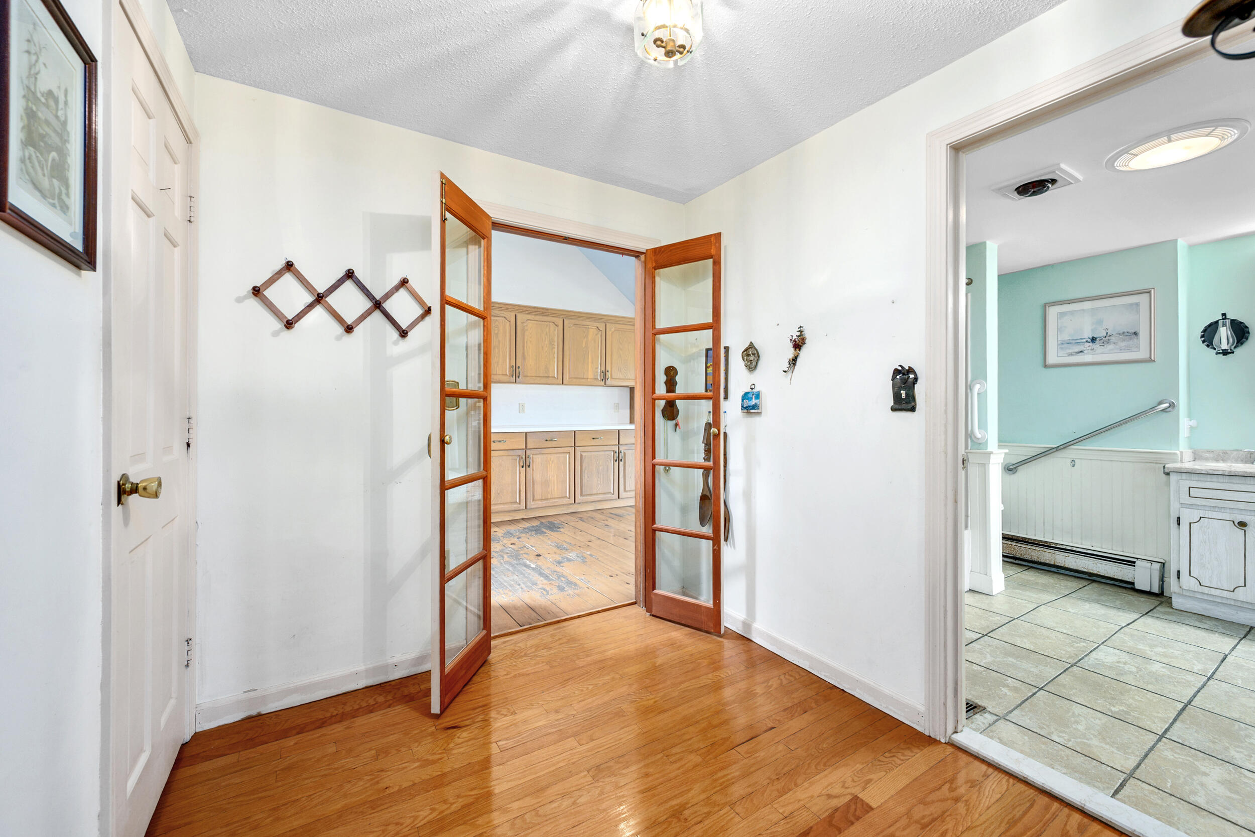 56 English Street Falmouth MA 02536