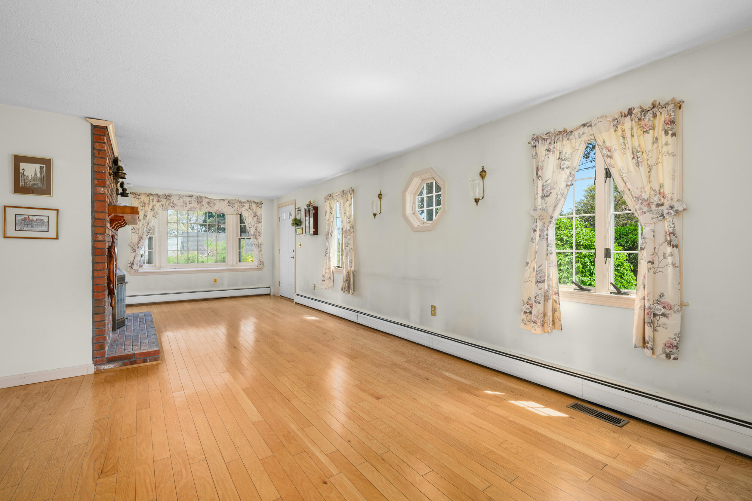56 English Street Falmouth MA 02536