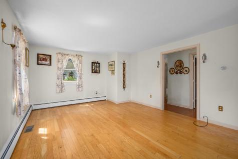 56 English Street Falmouth MA 02536
