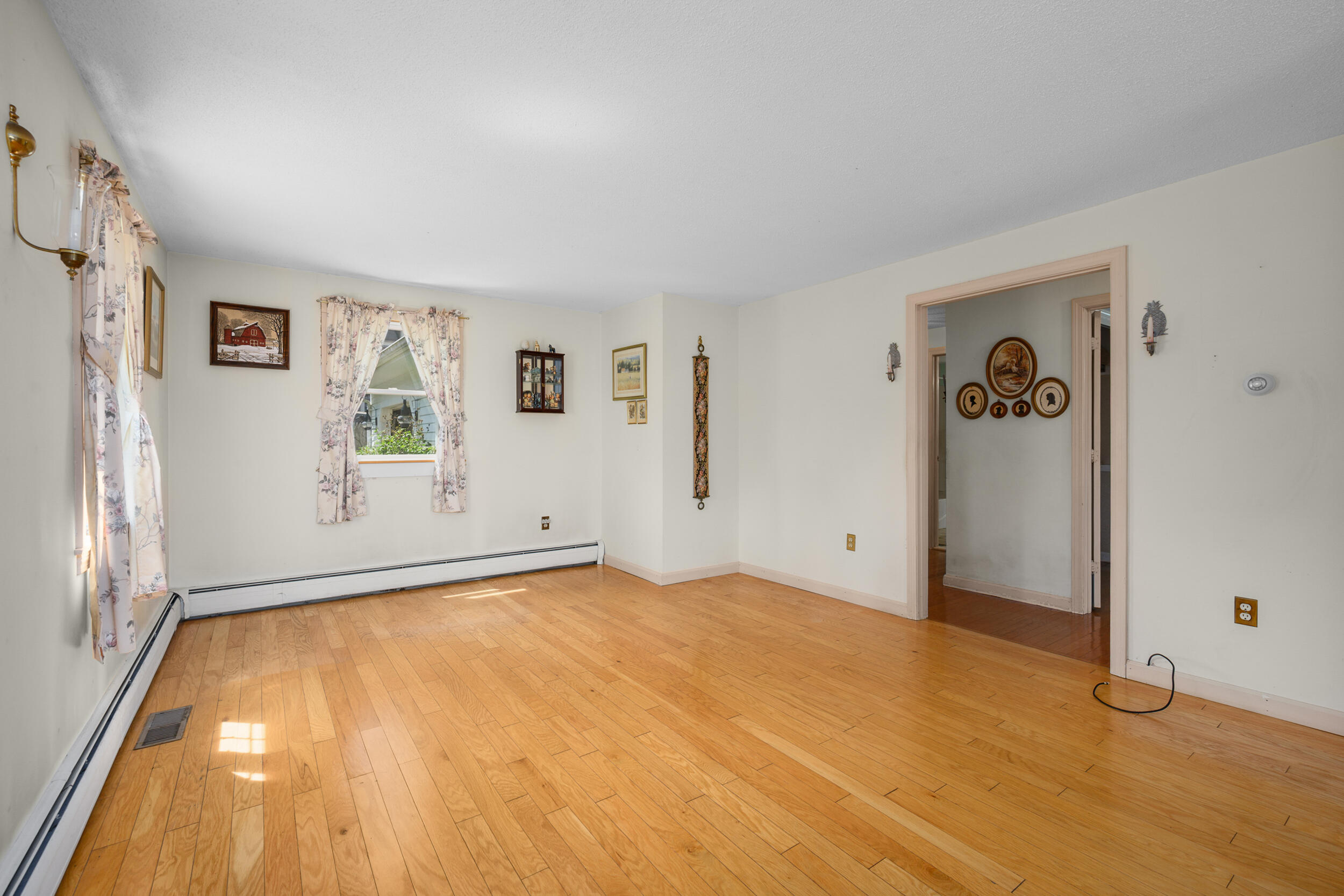 56 English Street Falmouth MA 02536