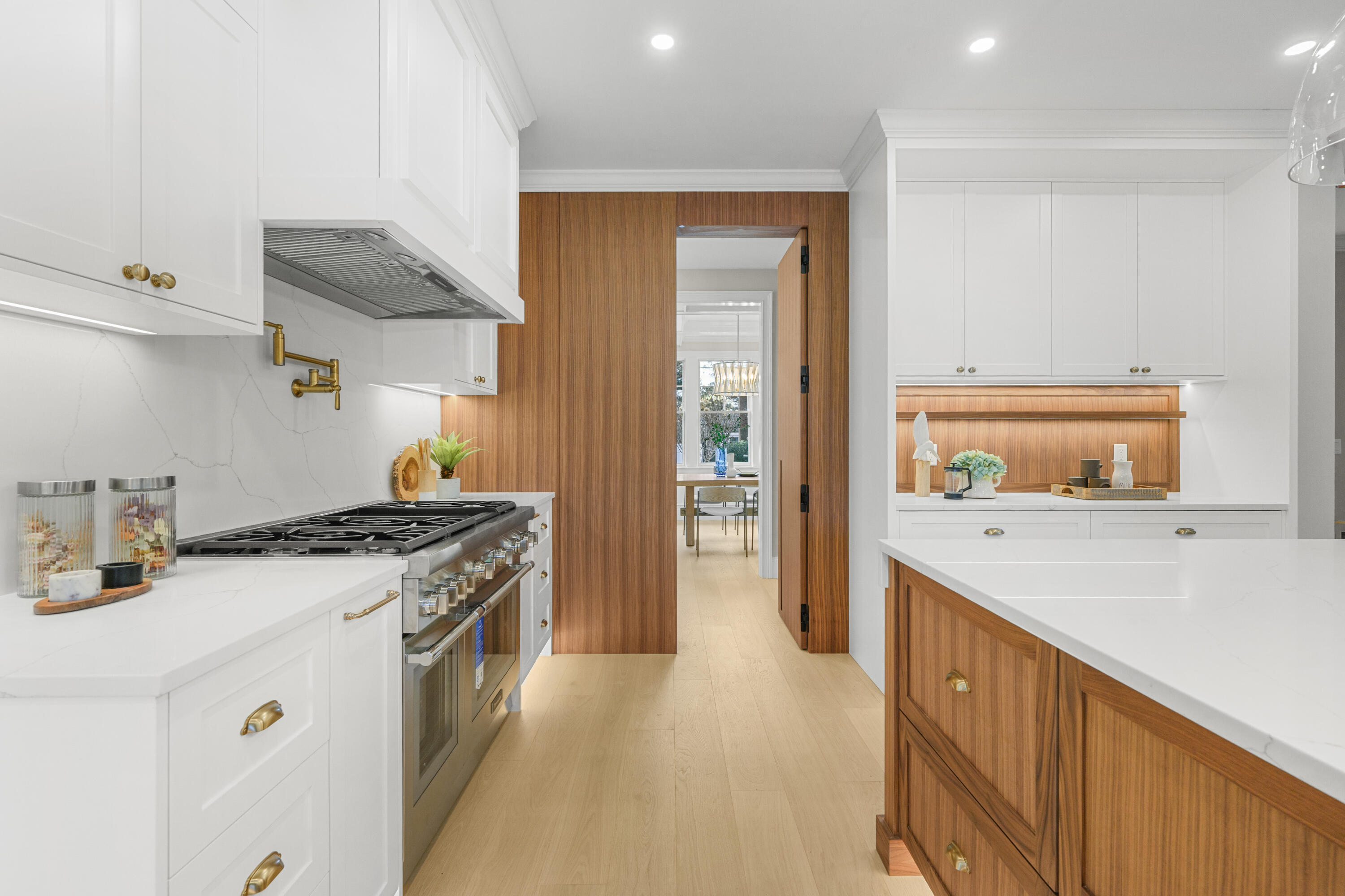 83 Old Mail Road Chatham MA 02650