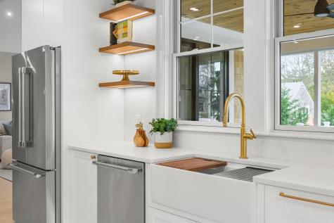 83 Old Mail Road Chatham MA 02650