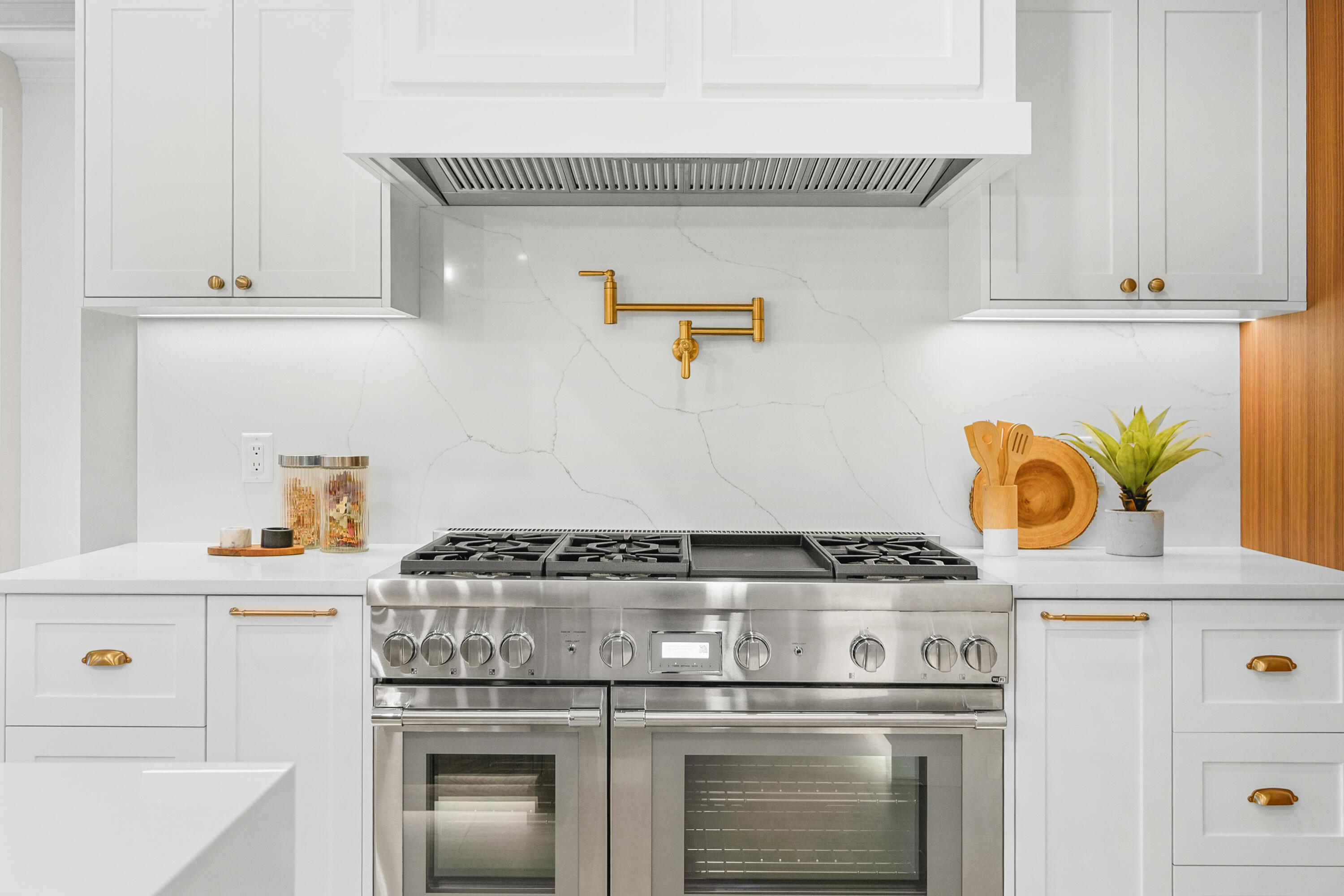 83 Old Mail Road Chatham MA 02650