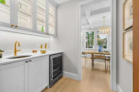 83 Old Mail Road Chatham MA 02650