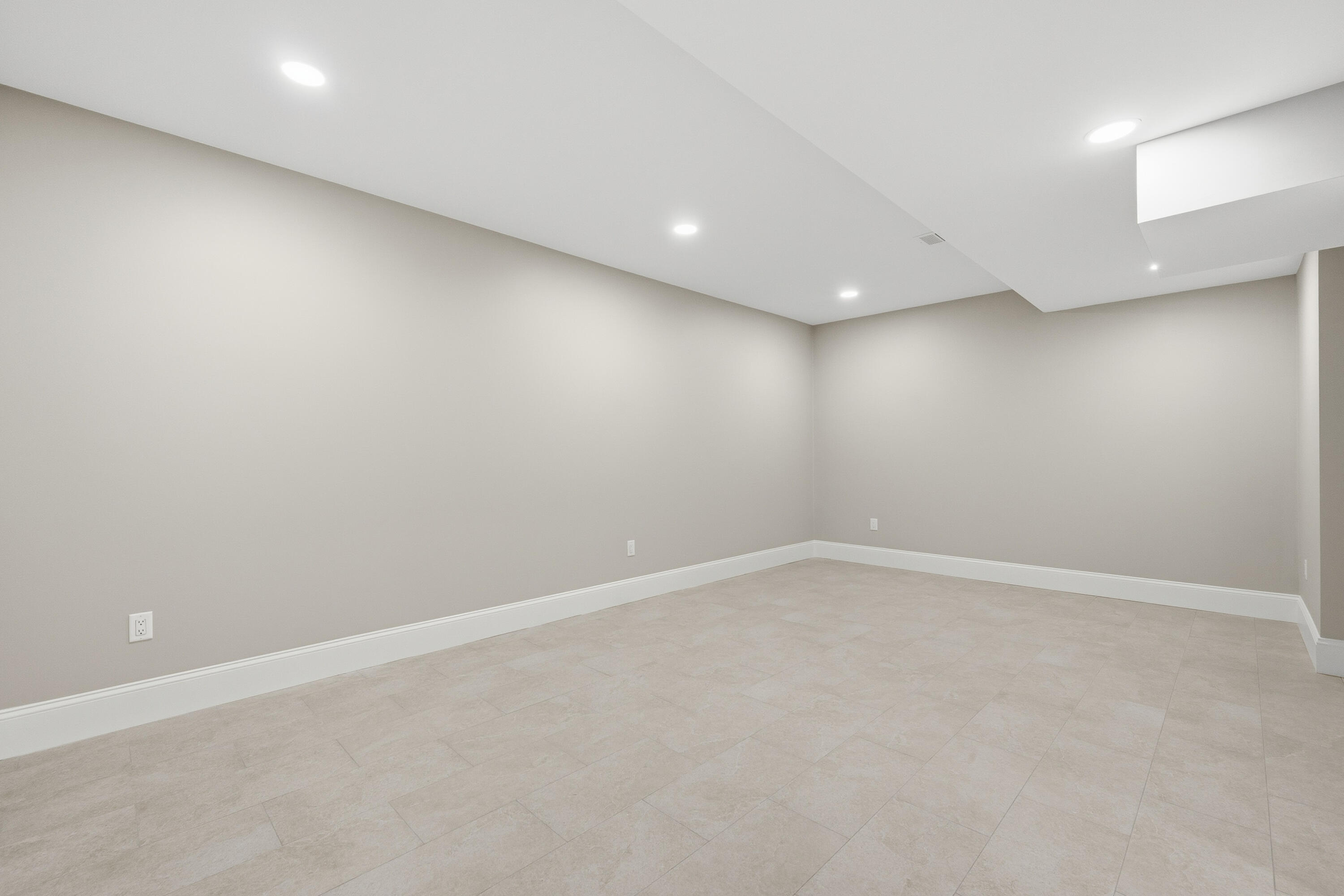 83 Old Mail Road Chatham MA 02650