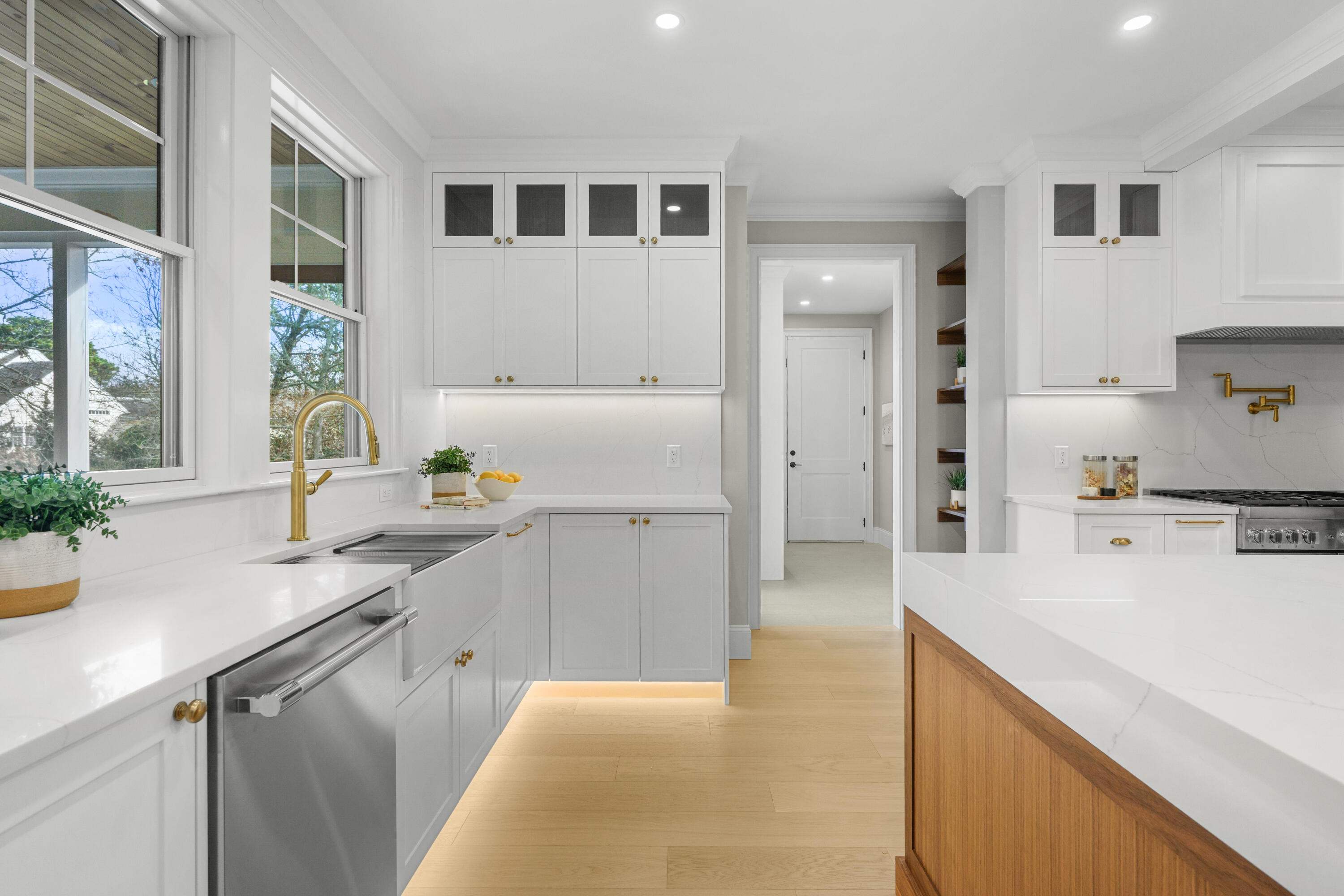 83 Old Mail Road Chatham MA 02650