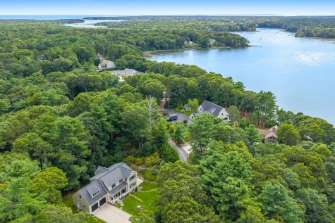 105 Bay Road Barnstable MA 02635