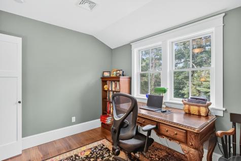 105 Bay Road Barnstable MA 02635
