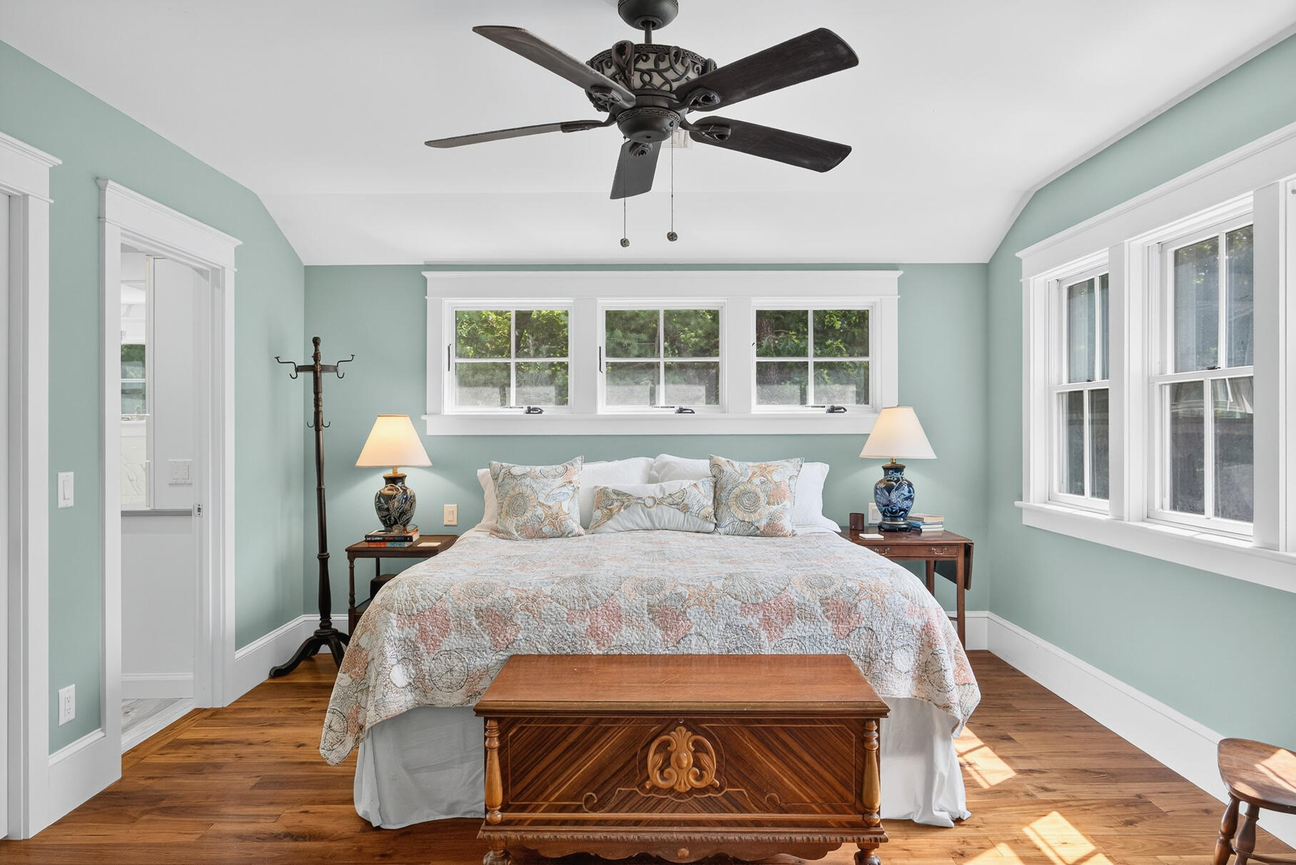 105 Bay Road Cotuit MA 02635