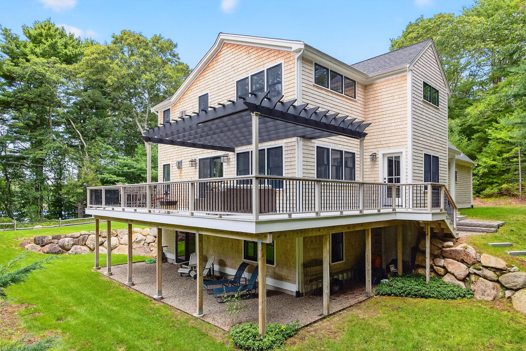 105 Bay Road Cotuit MA 02635