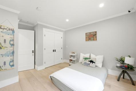 635 Santuit Newtown Road MA 02648