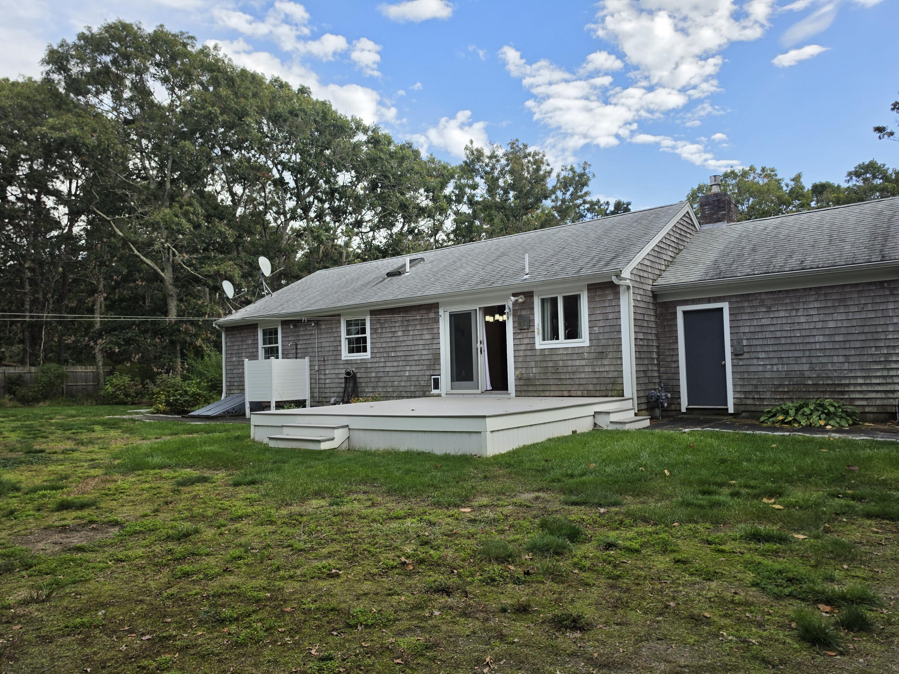 26 Prudence Lane Cotuit MA 02635