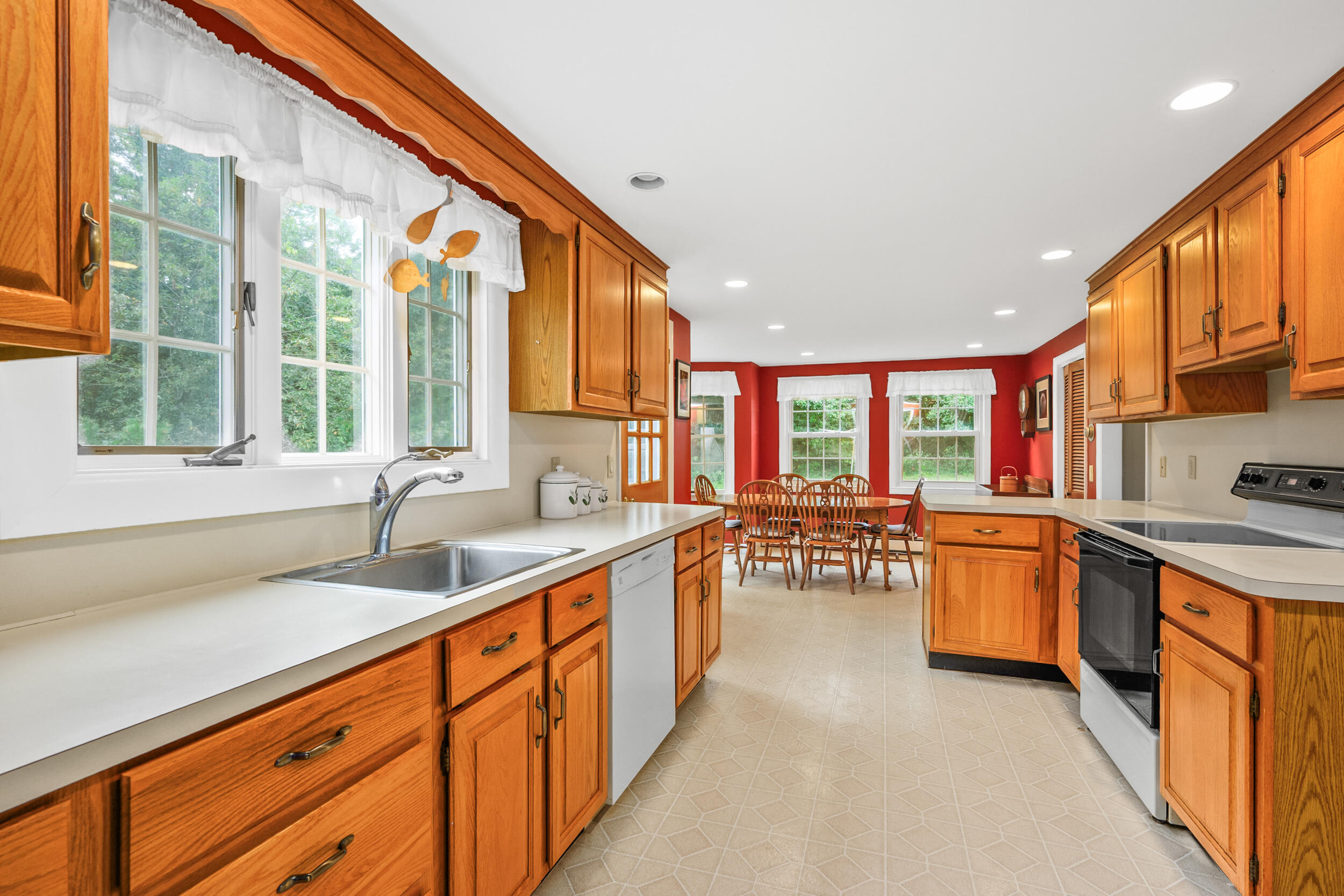 7 Dolphin Way Dennis MA 02638