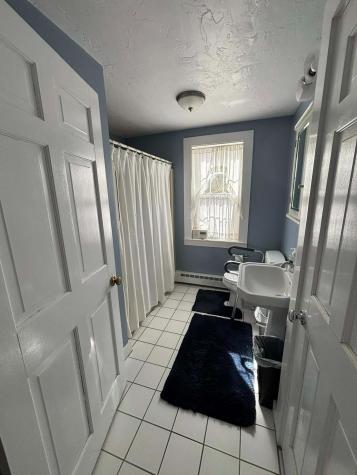 18 Lakeview Drive Sandwich MA 02563
