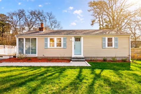 10 Danielle Drive Dennis MA 02660