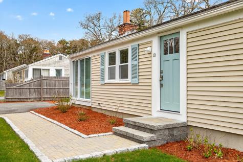 10 Danielle Drive Dennis MA 02660