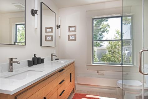 3 Carver Court Provincetown MA 02657