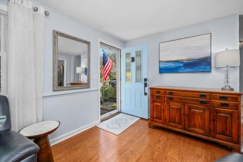 1 Outward Reach Yarmouth MA 02675