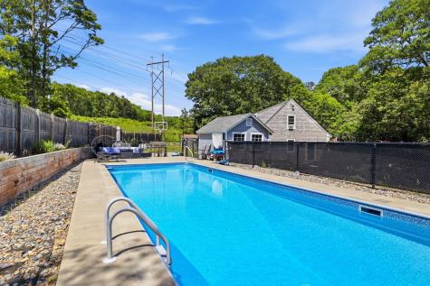 10 Marthas Way Barnstable MA 02632