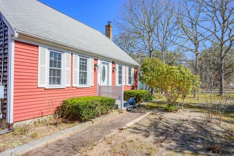 125 Wamsutta Road Eastham MA 02642