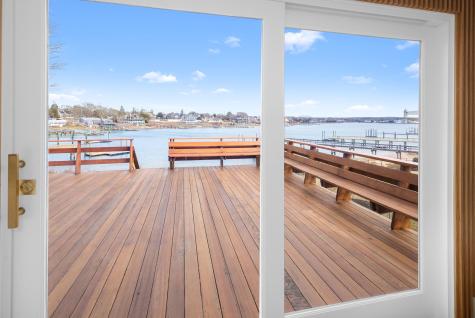 8 Pine Tree Drive Wareham MA 02571