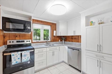 127 Indian Trail Dennis Port MA 02639