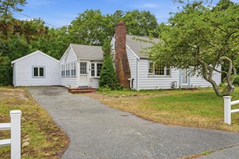 127 Indian Trail Dennis Port MA 02639